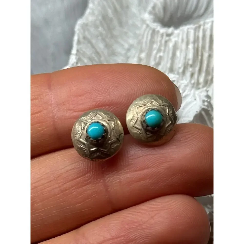 925 Sterling Silver Turquoise Earrings Length 0.4 Inch